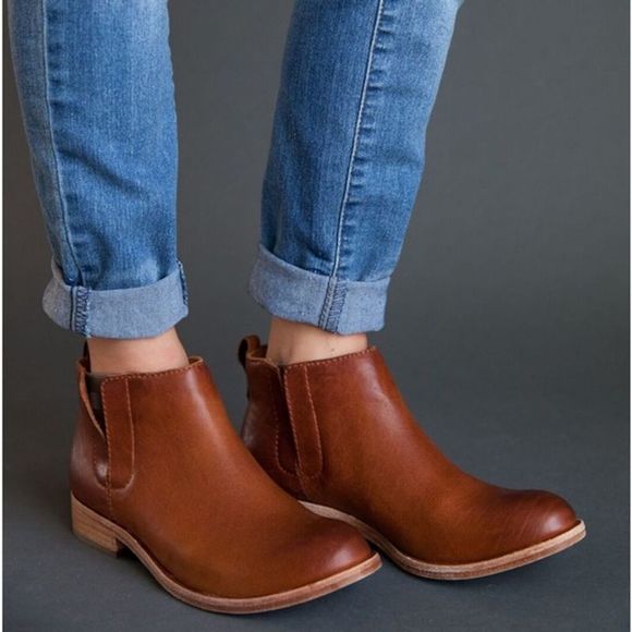 nine west fallon boots